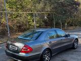 Mercedes-Benz E 240 2005 года за 5 800 000 тг. в Алматы – фото 4