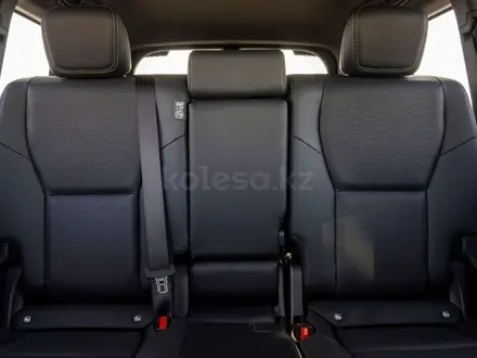 Toyota Land Cruiser Prado First Edition 2024 года за 36 800 000 тг. в Семей – фото 15