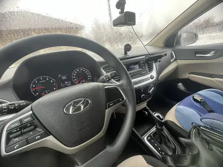 Hyundai Accent 2022 года за 9 000 000 тг. в Уральск – фото 10