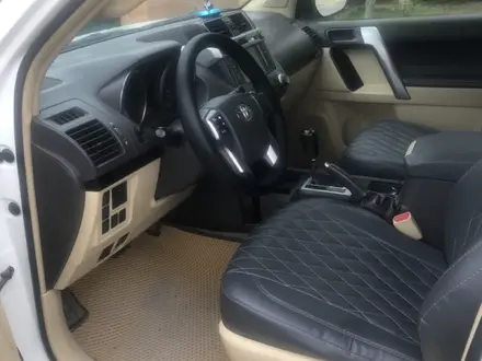 Toyota Land Cruiser Prado 2014 года за 12 800 000 тг. в Атырау – фото 6