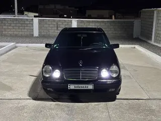 Mercedes-Benz E 280