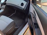 Chevrolet Cruze 2014 года за 3 400 000 тг. в Астана – фото 2