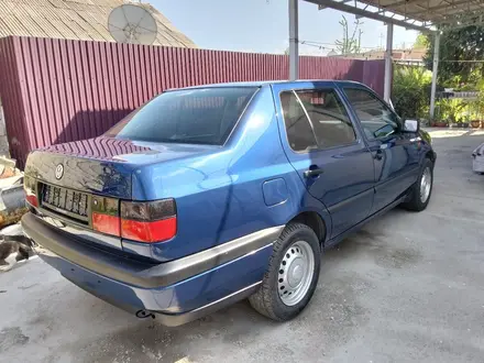 Volkswagen Vento 1993 года за 1 500 000 тг. в Шымкент – фото 7