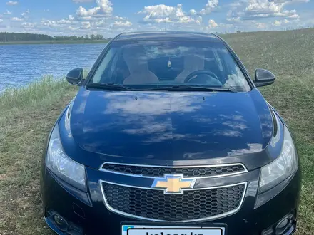 Chevrolet Cruze 2011 года за 3 650 000 тг. в Петропавловск – фото 5