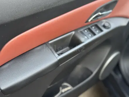 Chevrolet Cruze 2011 года за 3 650 000 тг. в Петропавловск – фото 7