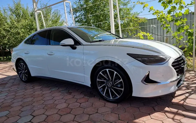 Hyundai Sonata 2021 годаfor14 000 000 тг. в Алматы