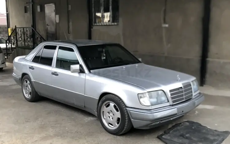 Mercedes-Benz E 220 1994 годаүшін2 650 000 тг. в Шымкент