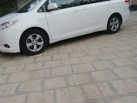 Toyota Sienna 2010 года за 12 000 000 тг. в Жанаозен – фото 7