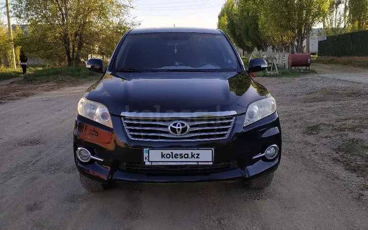 Toyota RAV4 2010 года за 7 300 000 тг. в Актобе