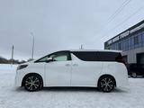 Toyota Alphard 2020 года за 26 950 000 тг. в Актобе – фото 3