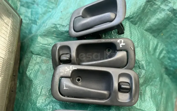 Внутренние ручки на Хонду за 2 002 тг. в Алматы