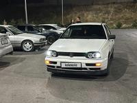 Volkswagen Golf 1996 годаfor1 380 000 тг. в Шымкент