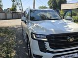 Toyota Land Cruiser 2021 года за 44 300 000 тг. в Алматы – фото 2