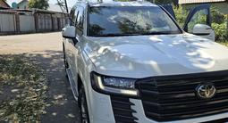 Toyota Land Cruiser 2021 года за 40 900 000 тг. в Алматы – фото 2