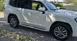 Toyota Land Cruiser 2021 года за 40 900 000 тг. в Алматы – фото 4