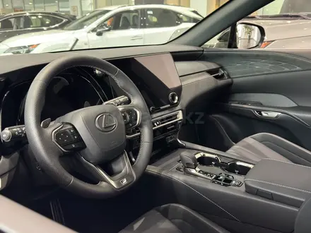 Lexus RX 350 F Sport+ 2025 года за 40 000 000 тг. в Алматы – фото 7