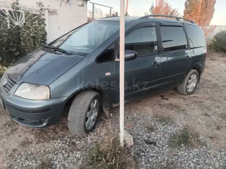 Volkswagen Sharan 2003 года за 2 800 000 тг. в Алматы – фото 13