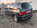 Volkswagen Sharan 2003 годаүшін2 800 000 тг. в Алматы