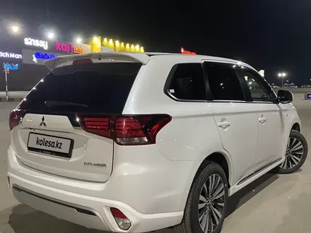 Mitsubishi Outlander 2022 года за 11 000 000 тг. в Караганда – фото 6