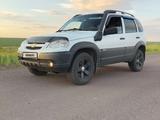 Chevrolet Niva 2016 годаүшін4 530 000 тг. в Караганда – фото 2