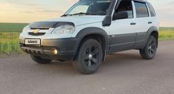 Chevrolet Niva 2016 года за 4 530 000 тг. в Караганда – фото 2