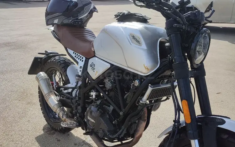 Minsk (Минск)  SCR 250 2021 года за 750 000 тг. в Актобе