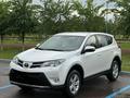 Toyota RAV4 2014 года за 11 000 000 тг. в Астана – фото 2