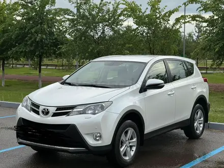 Toyota RAV4 2014 года за 11 000 000 тг. в Астана – фото 2