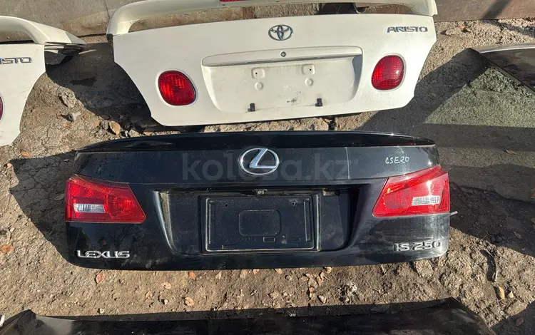 Крышки багажника Toyota и Lexusүшін20 000 тг. в Алматы