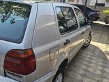 Volkswagen Golf 1996 года за 2 100 000 тг. в Сарыагаш – фото 4