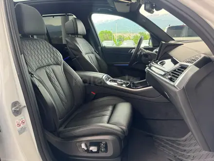 BMW X5 XDrive 40i 2023 года за 53 000 000 тг. в Алматы – фото 24