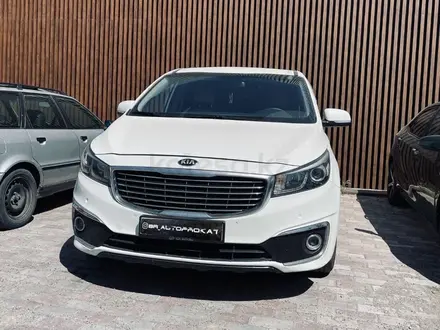 Kia Carnival 2015 года за 11 500 000 тг. в Шымкент – фото 2