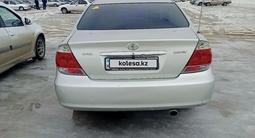 Toyota Camry 2005 года за 5 750 000 тг. в Актобе – фото 4