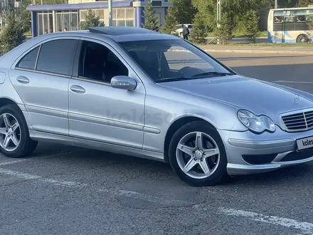 Mercedes-Benz C 200 2001 года за 3 500 000 тг. в Усть-Каменогорск – фото 2