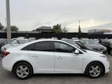 Chevrolet Cruze 2012 года за 3 300 000 тг. в Алматы – фото 3