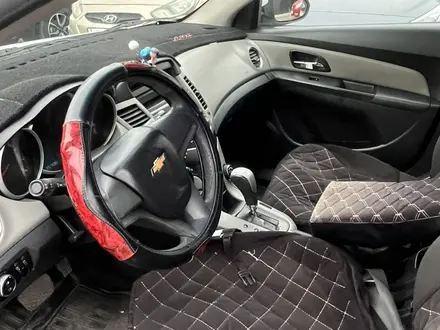 Chevrolet Cruze 2012 года за 3 300 000 тг. в Алматы – фото 6