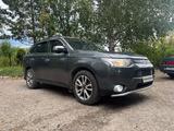 Mitsubishi Outlander 2013 годаүшін8 200 000 тг. в Алтай – фото 4