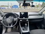 Toyota RAV4 2021 года за 15 300 000 тг. в Петропавловск – фото 5