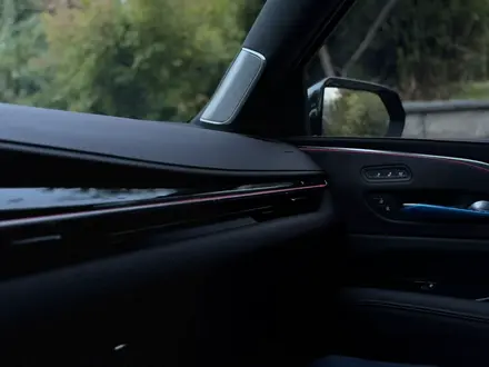 Cadillac Escalade 2024 года за 68 900 000 тг. в Алматы – фото 24