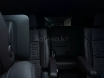 Cadillac Escalade 2024 года за 68 900 000 тг. в Алматы – фото 26
