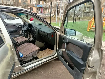 Opel Vectra 1989 года за 550 000 тг. в Караганда – фото 11