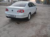 Volkswagen Passat 2007 года за 1 950 000 тг. в Алматы – фото 4