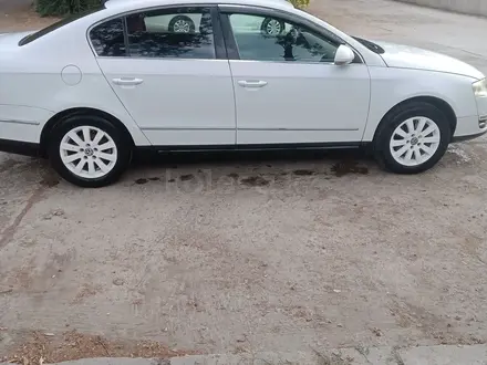 Volkswagen Passat 2007 года за 1 950 000 тг. в Алматы – фото 5