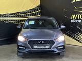 Hyundai Accent 2017 года за 6 450 000 тг. в Актобе – фото 2