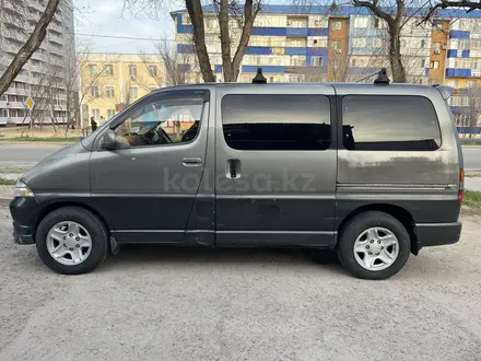 Toyota Granvia 1996 года за 3 300 000 тг. в Алматы – фото 8