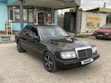 Mercedes-Benz E 200 1993 годаүшін1 480 000 тг. в Сарыкемер – фото 4