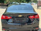 Chevrolet Malibu 2016 года за 8 000 000 тг. в Алматы – фото 5