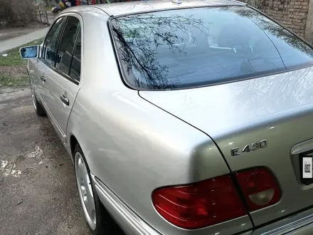 Mercedes-Benz E 280 1999 года за 5 300 000 тг. в Шымкент – фото 3