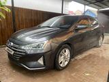 Hyundai Elantra 2019 года за 5 300 000 тг. в Актобе