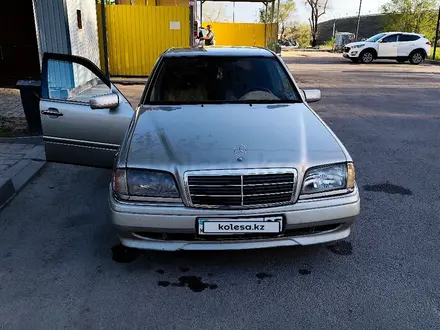 Mercedes-Benz C 280 1994 года за 2 250 000 тг. в Алматы – фото 7